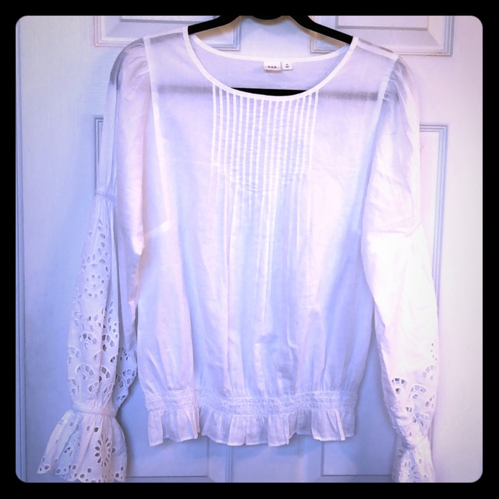 NWOT Gap White Peasant Top